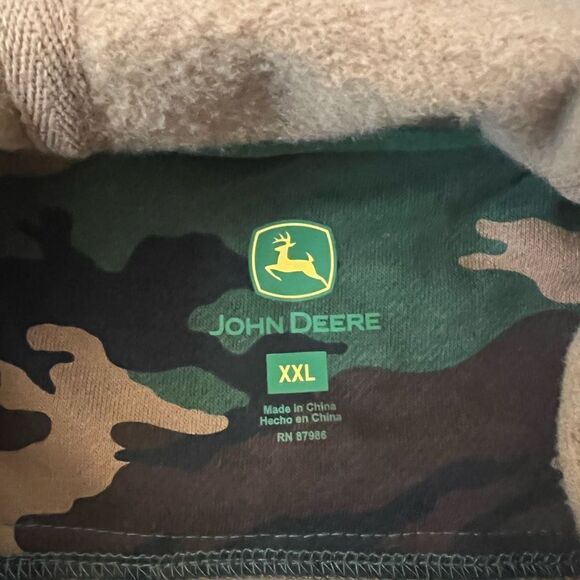 John Deere  Core Graphic Logo Hoodie Camo- Size XXL - Picture 6 of 10
